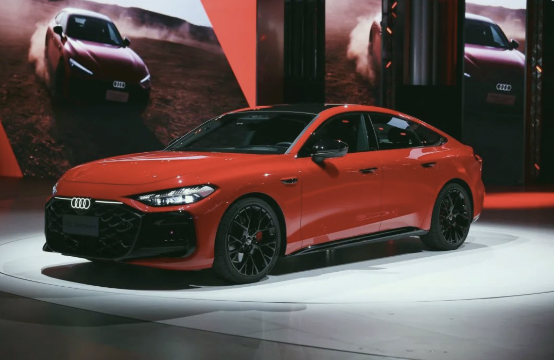 雙品牌矩陣!上汽奧迪攜A5L Sportback、奧迪E5 Sportback亮相 雙品牌矩陣!上汽奧迪攜A5L Sportback、奧迪E5 Sportback亮相