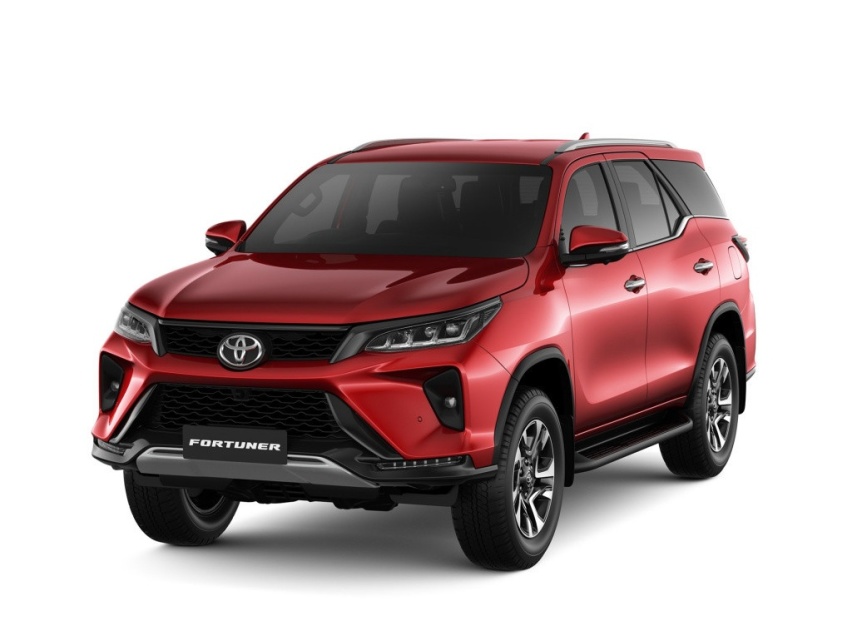 两种外观风格，新款丰田Fortuner“穿越者”官图发布