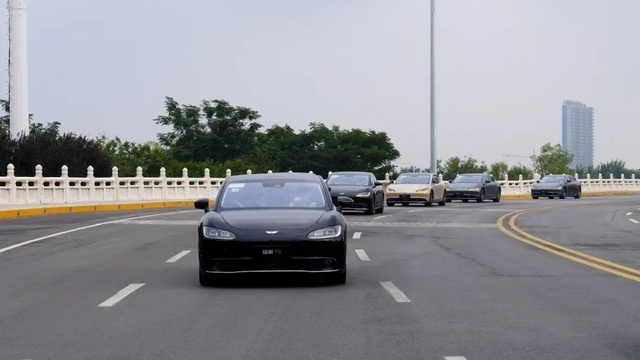 无愧超豪华D级行政轿车，试驾远航Y6