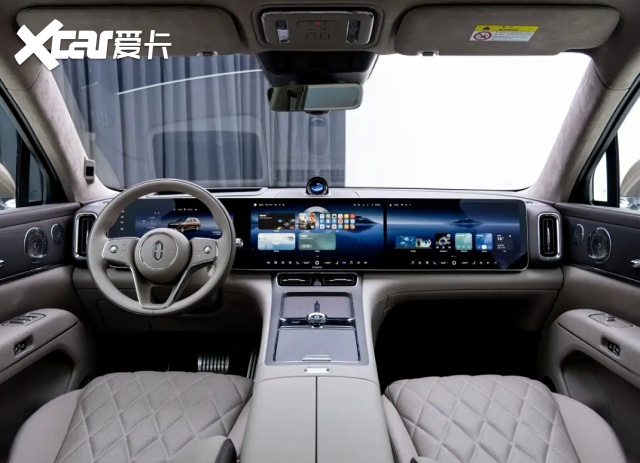 华为一口气甩出五张王炸！从22万到50万包场新问界M9领衔(图48)