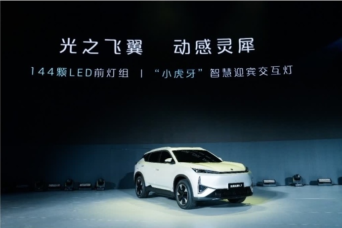续航突破2000km，东风风神L7的马赫电混PHREV，有点猛！