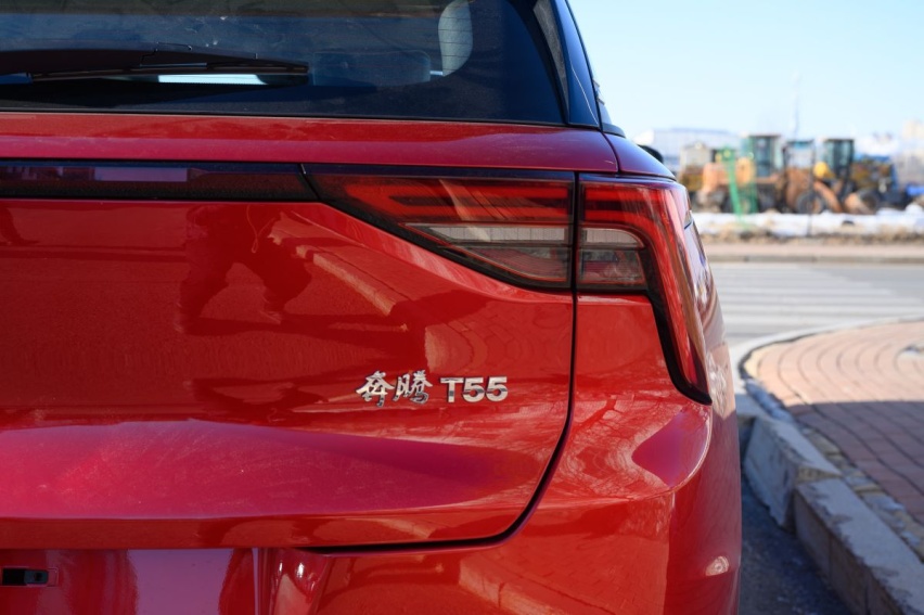 奔腾T55实车图曝光！颜值不输主流合资车，性价比高必大卖