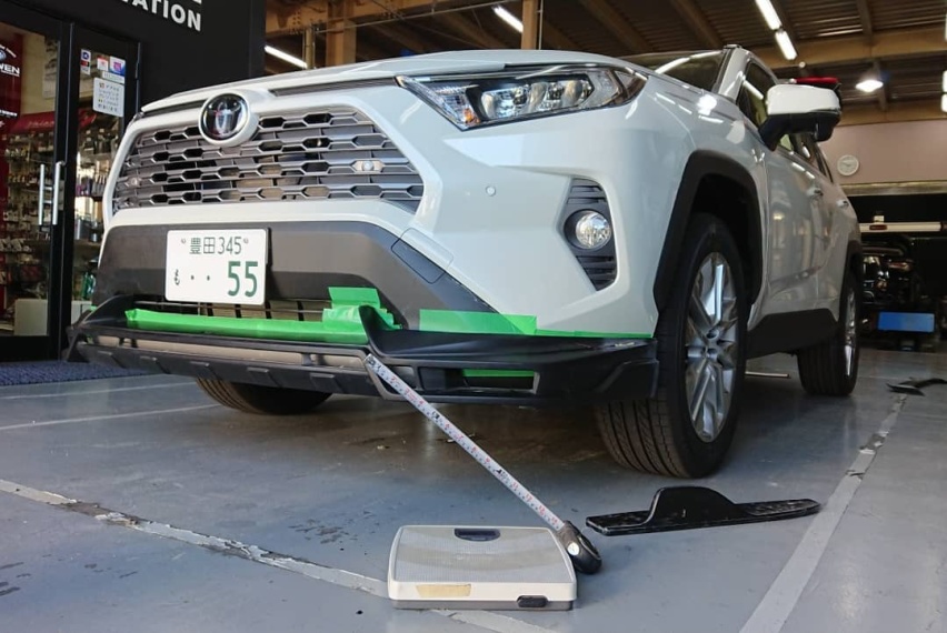 广州车展看到全新一代丰田RAV4不知道怎么改？Rowen外观