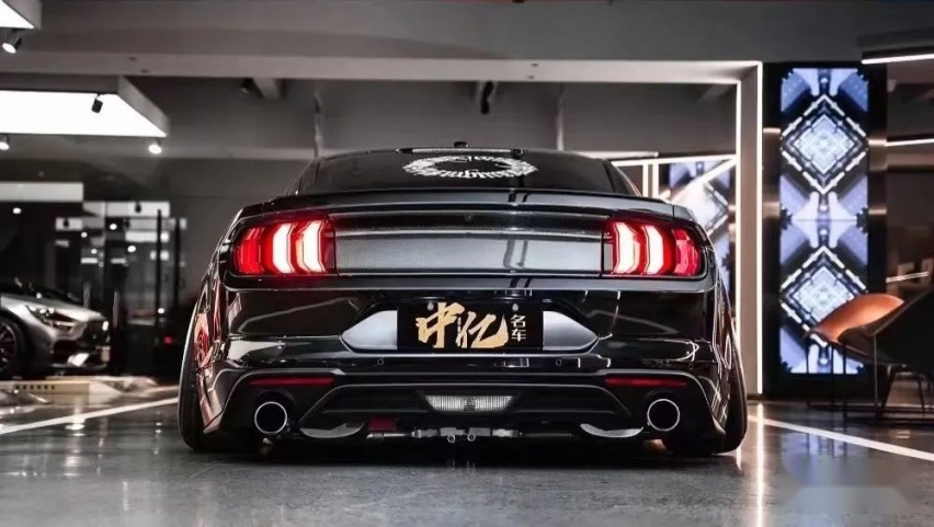 美式肌肉车Mustang也玩低趴姿态，因为改的太帅被各种举报？