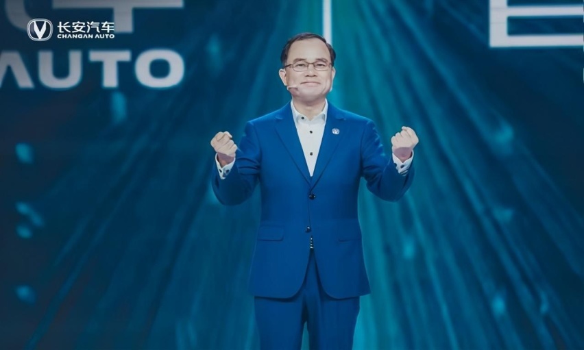 比领克更潮比WEY更智能，长安高端品牌UNI有啥杀手锏？