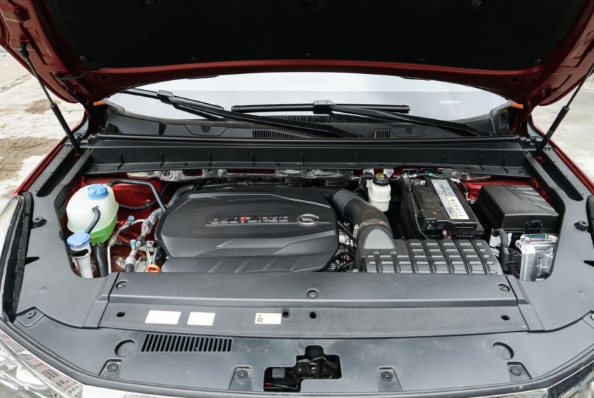更硬朗、更霸气的大5座SUV，传祺GS8S上市售15.58万