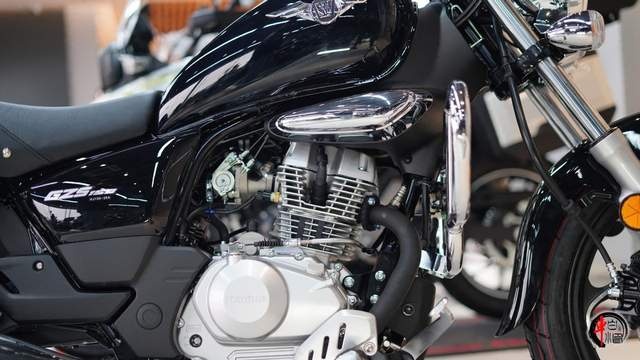 新车|都市经典复古巡航,豪爵GZS150双通道ABS版售价14980元