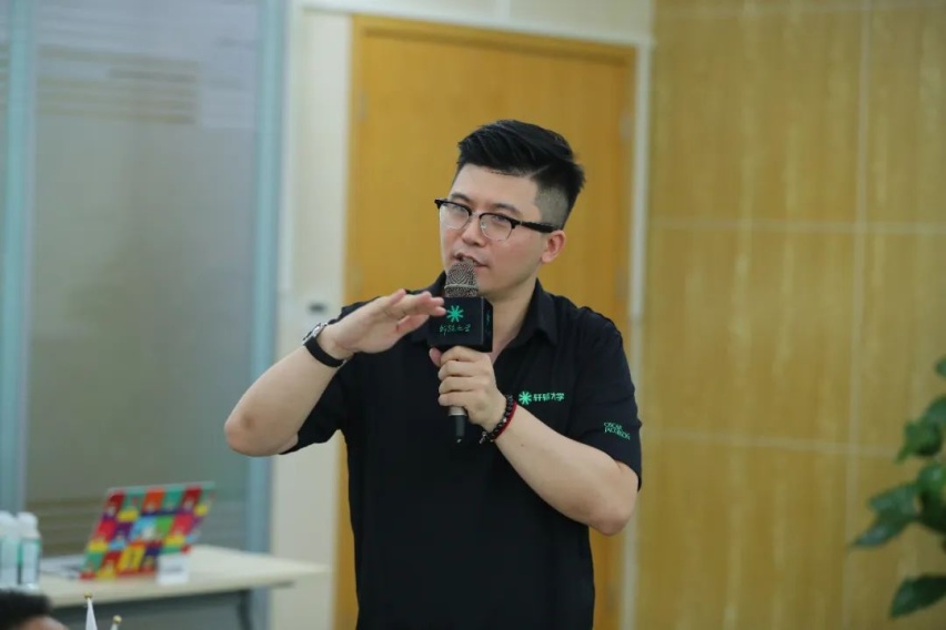 巴菲特说汽车股碰不得，中国股民不信邪