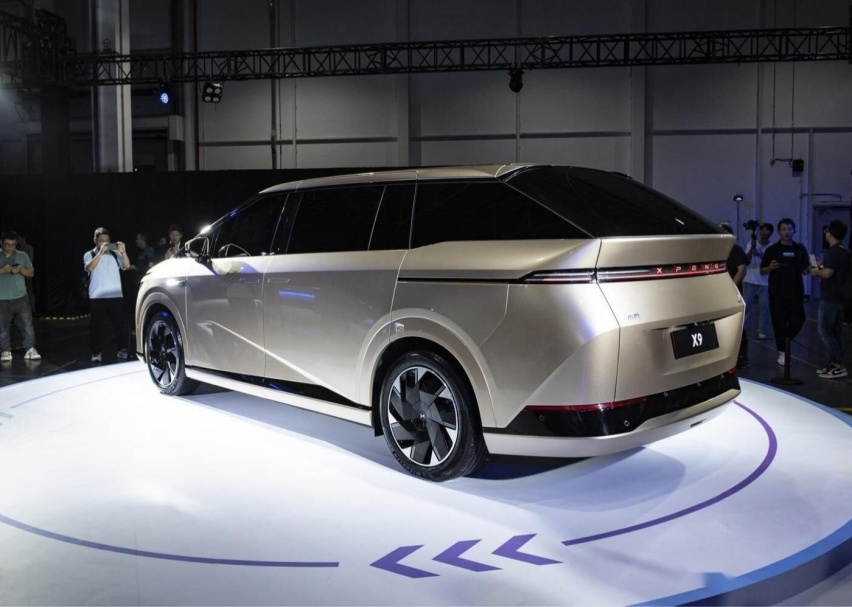 2023广州车展最热门的五款MPV：理想MEGA真个性，小鹏X9够年轻