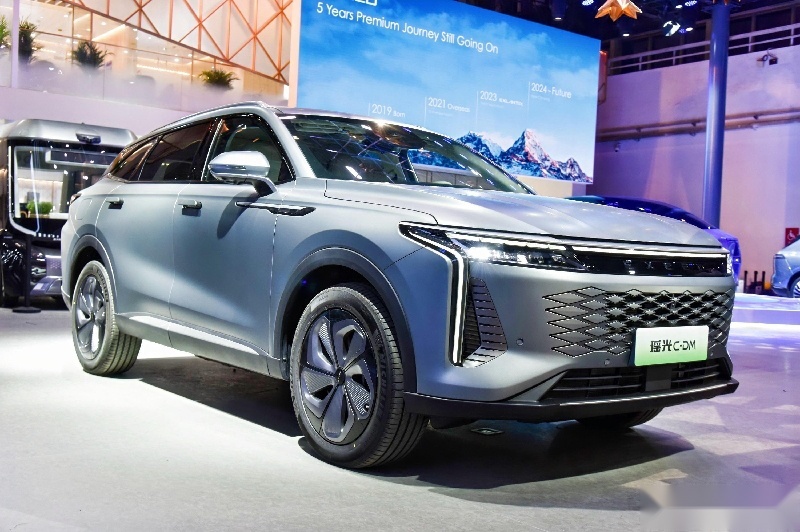### 星途瑶光C-DM车型：重新定义豪华、电动与智能的完美结合