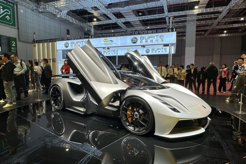 2023上海车展丨2000马力 限量130台 路特斯EVIJA亮相