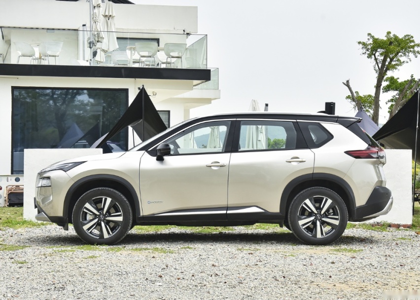 试了3次本田CR-V，结果转头提了日产奇骏，1个月后车主说出真心话