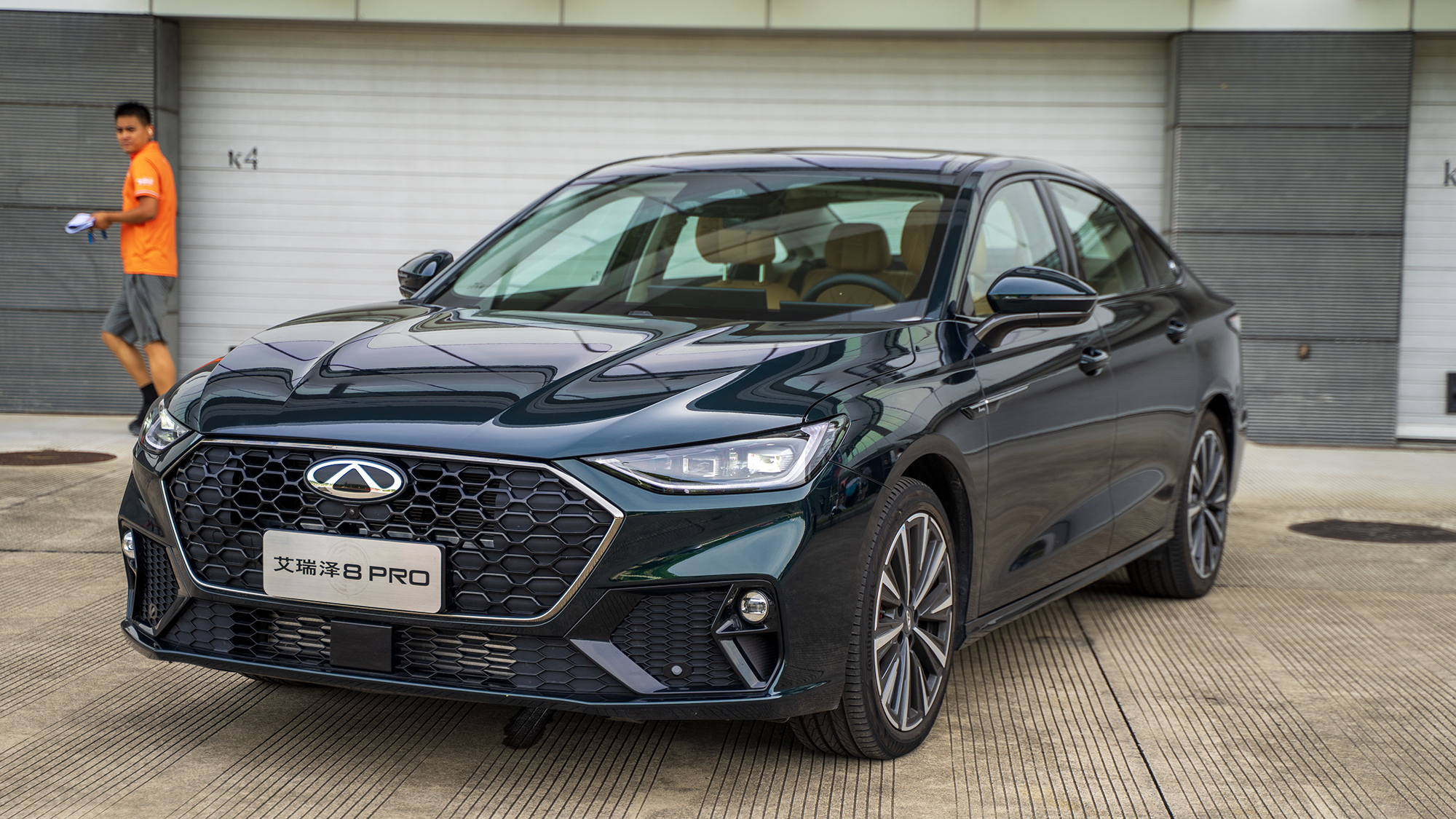 254R10f(wn)Ԫ8Pro\(yn)(dng)᣿