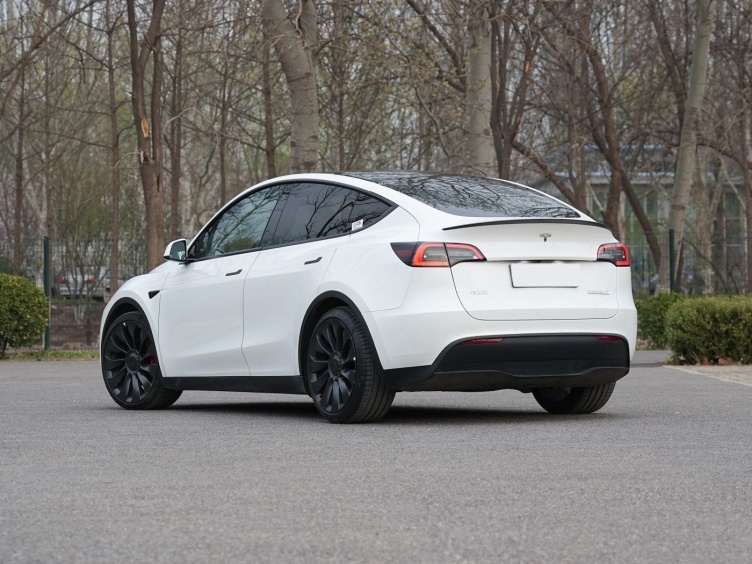 特斯拉Model Y对比奥迪Q5L、宝马X3，到底谁更强