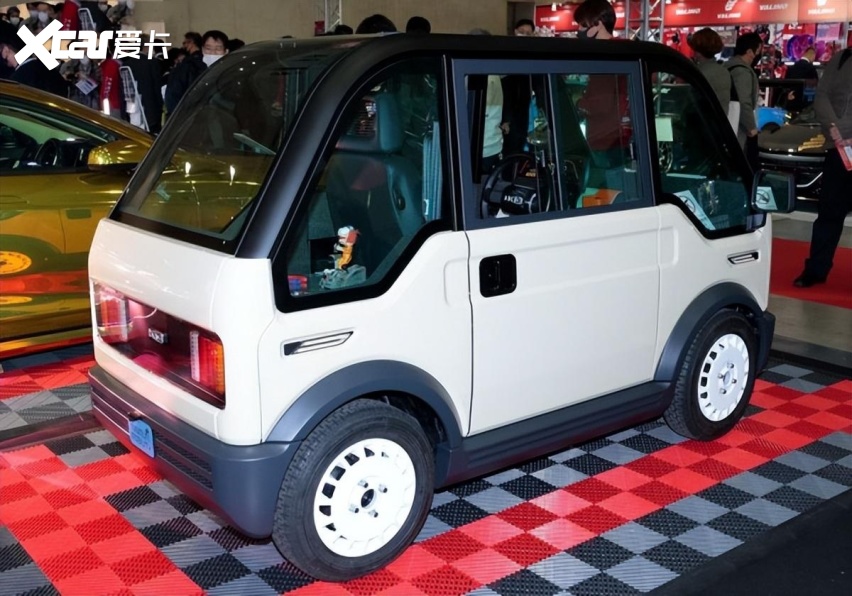 日本超小型纯电动汽车曝光,5千瓦,6马力,只能容纳一个人!