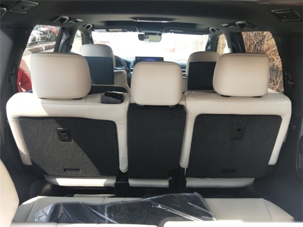 2019款雷克萨斯LX570