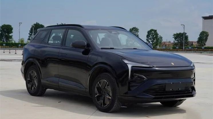 广汽本田新款奥德赛上市、上汽乘用车郑州工厂第100万辆车下线…