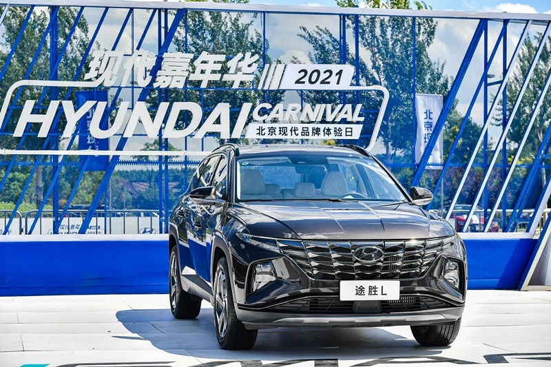 只有性能车才能飙？ 现代伊兰特告诉你 TA也可以