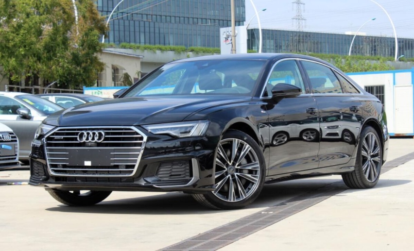 家用SUV，在意省油，长安CS75plus和瑞虎8怎么选？