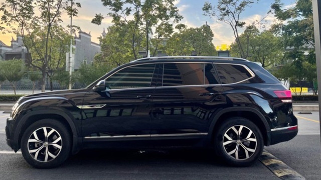 轴距近3米的合资SUV，花18万买二手大众途昂，值不值？