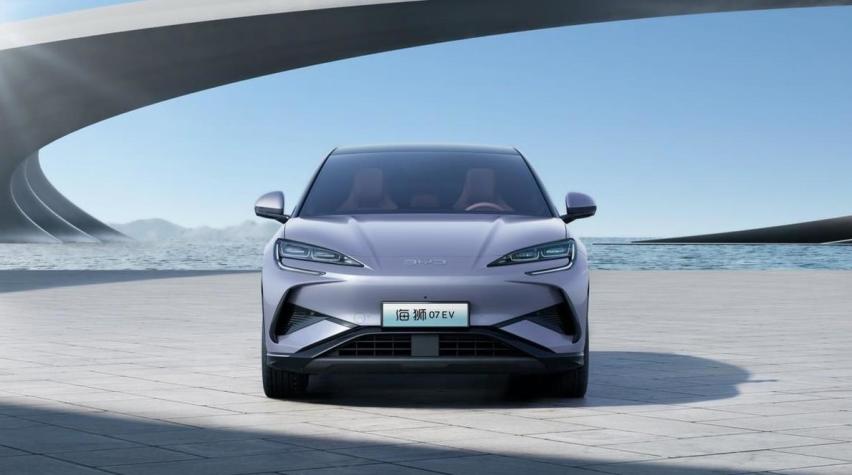 比亚迪海洋网双子星IP首款跨界SUV，海狮07 EV辨识度极高