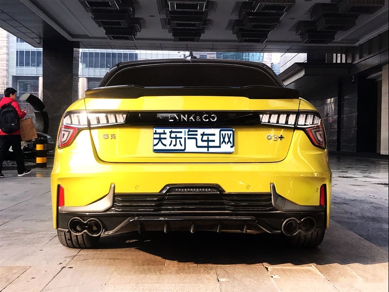 切换到赛道模式后果然“有内味儿了” 试驾领克03+