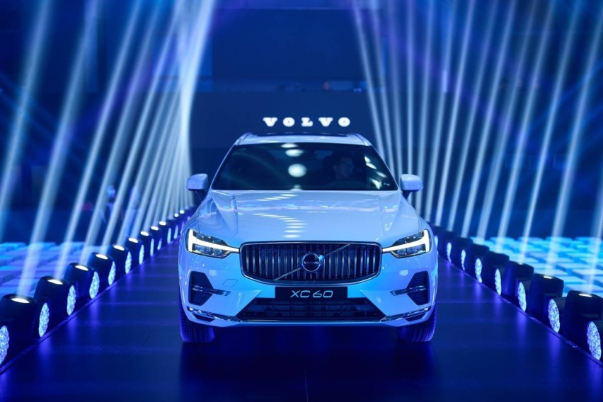 沃尔沃新款XC60正式上市 除了全系搭载48V轻混还有啥？