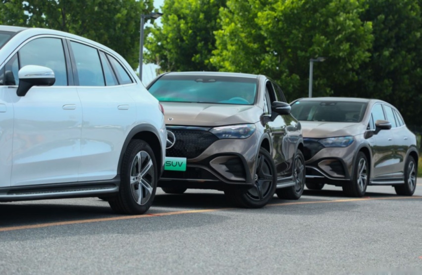 试驾奔驰EQE SUV：先是奔驰，后才是新时代的电动汽车