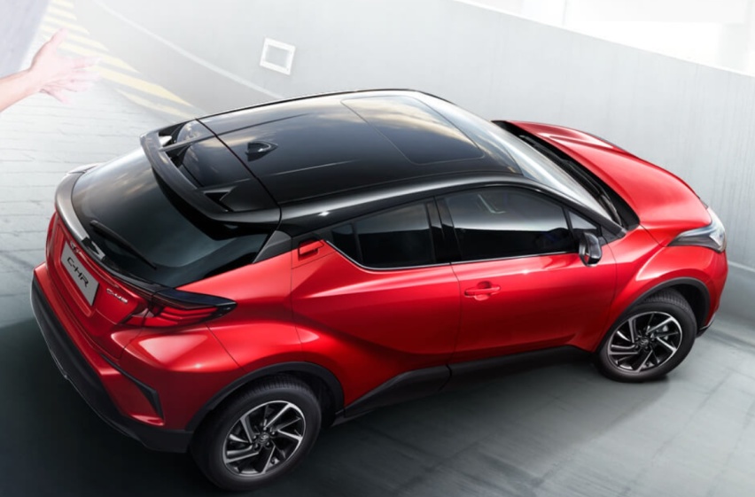 又一丰田SUV“杀疯了”！从15.28万降到11.5万，1公里4毛