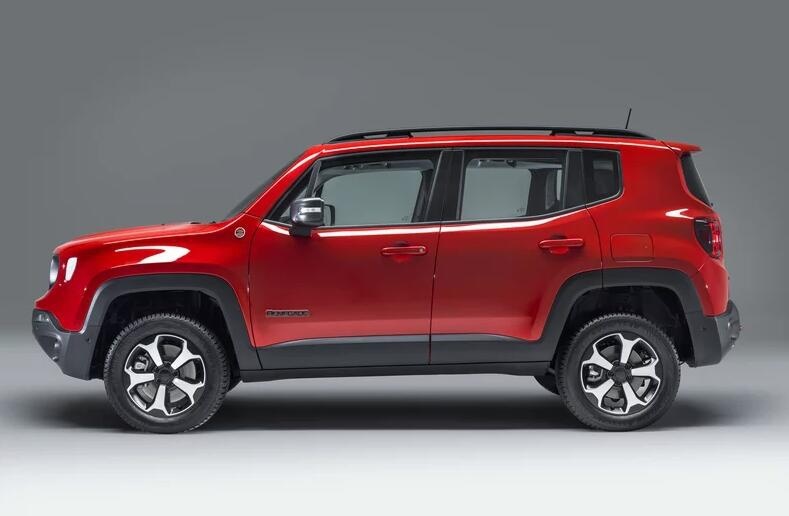 搭载电四驱系统 Jeep自由侠PHEV参数公布
