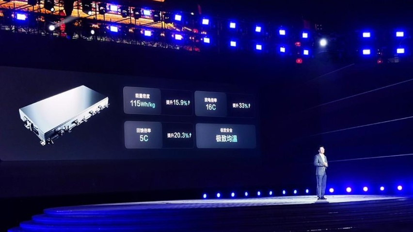 加一次油，足够上下班一个月？详解比亚迪第五代DM