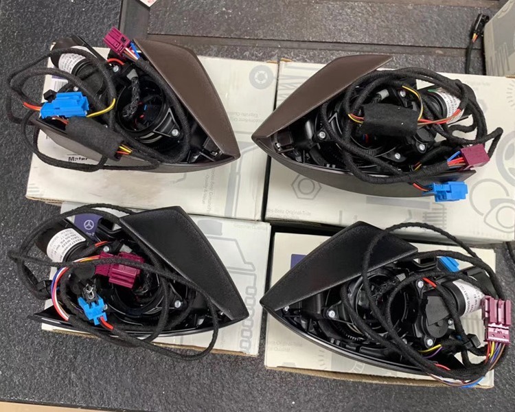 奔驰S350迈巴赫S450改装3D旋转高音头  顶棚柏林之声