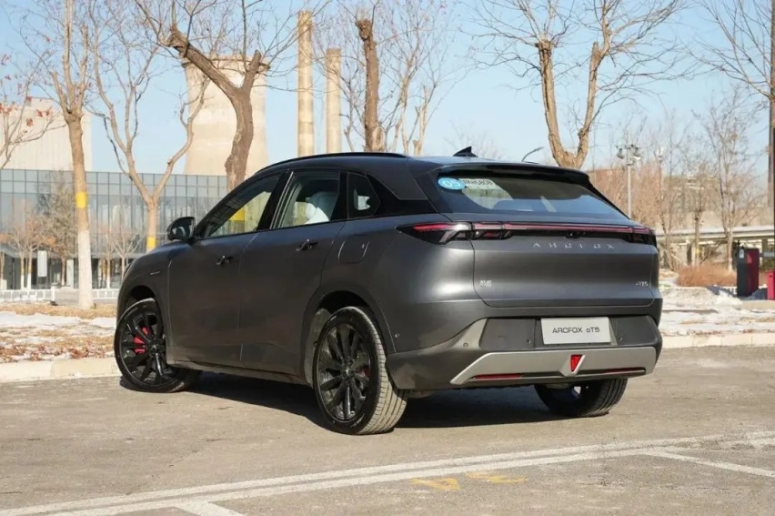 卷王？20万以内的800V平台的阿尔法T5