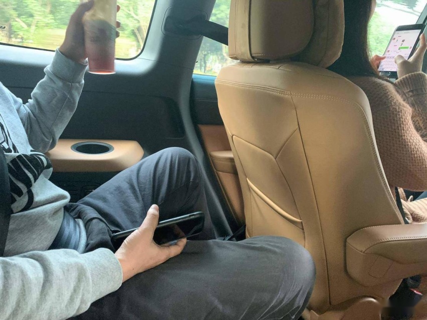 新出行小编们的理想ONE试驾心得:驾乘舒适性普遍好评