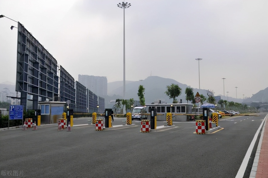 深圳北站停车费一天多少钱，深圳北站停车场收费标准2021