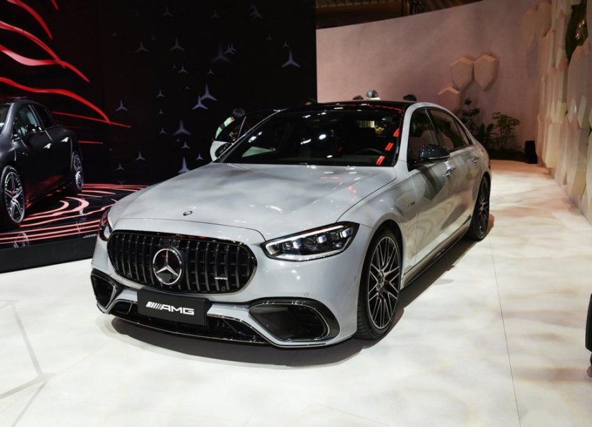 全新梅赛德斯AMG S 63，极致性能与奢华的完美融合