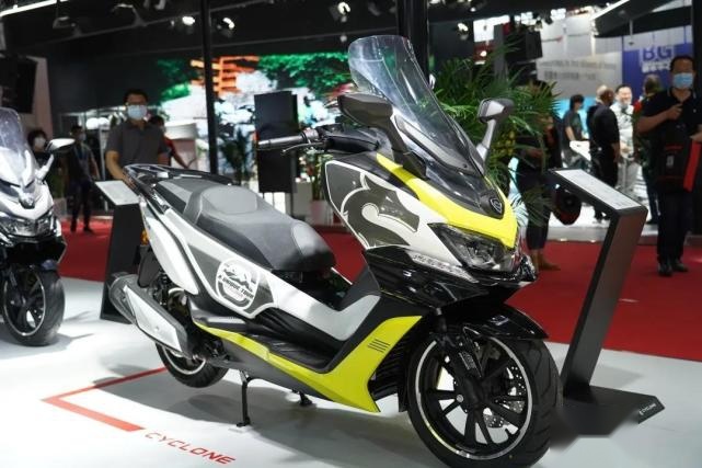 4.88万起！赛科龙RX6北京摩展正式上市 还有多款新车亮相