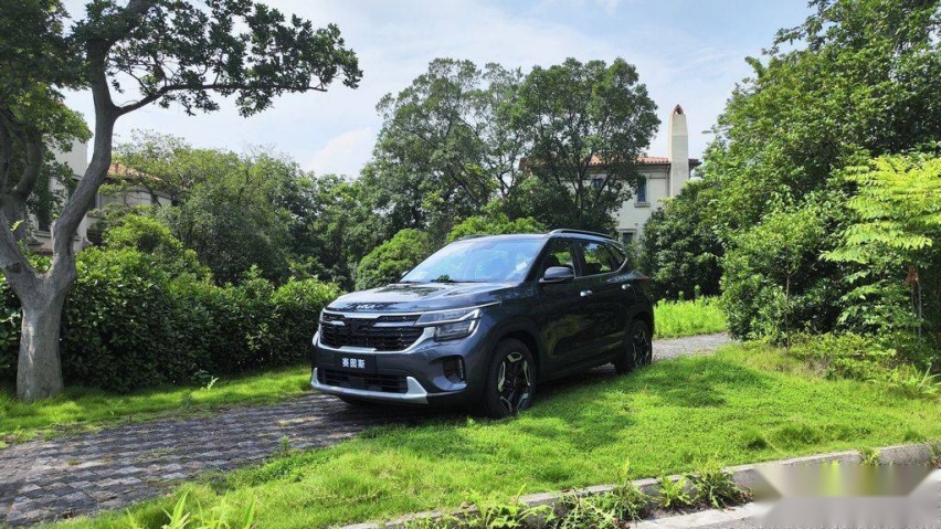 评测 | 10至15万级的年轻智趣SUV，试驾起亚全新赛图斯
