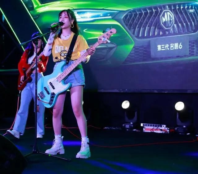 MG「收留」了年轻人最潮的「燃」