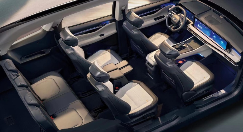 6L级油耗+7S级加速,长安福特锐界L高能登场,全家出游的大7座SUV