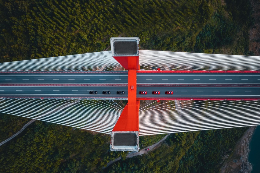 汉DM-p挑战云贵高原，3.7s破百重释性能标杆