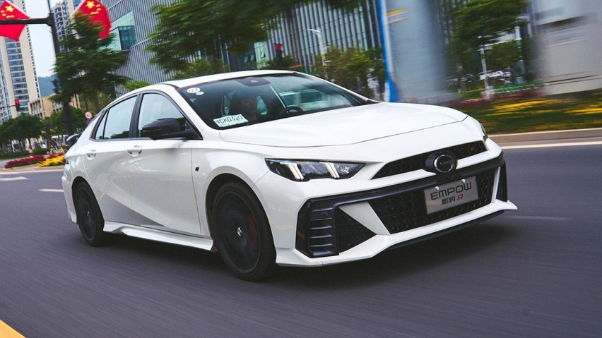 拳打领克脚踢GTI！13.80万买这影豹 BBA都能随便崩？