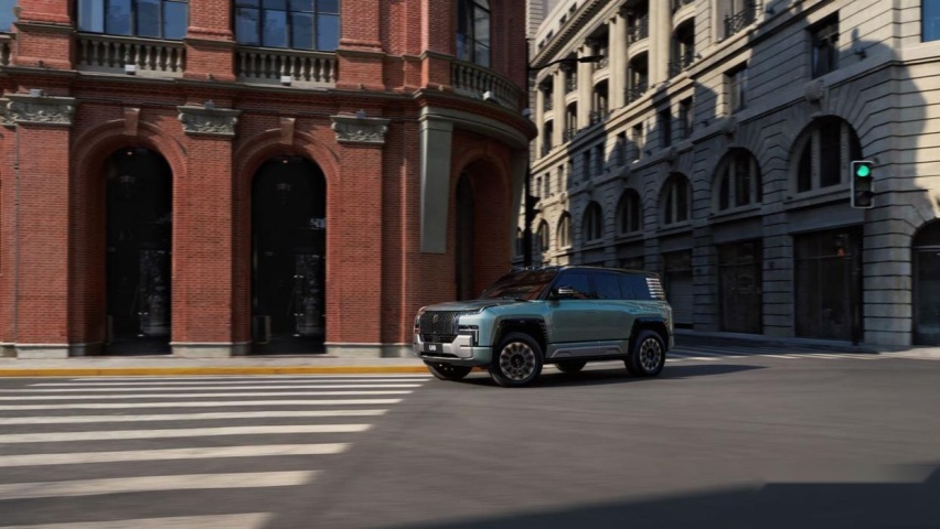 加速3.6s，续航1000km，仰望U8要吞了整个百万级豪华SUV市场