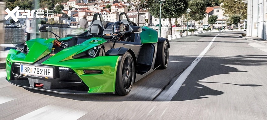 ktm发布xbowgtx拥有600匹马力的轻量化跑车