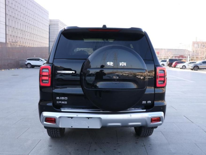 BJ60上市首月销量破3000，从一见钟情到年前“压哨”提车