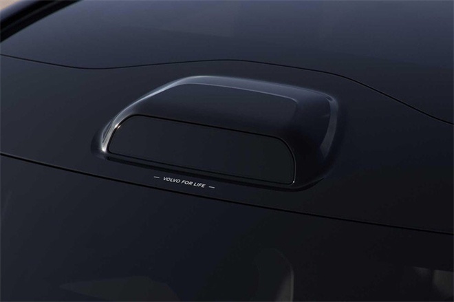 沃尔沃发布首款MPV EM90，重新定义豪华