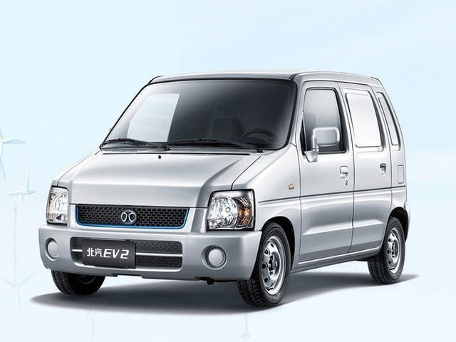趁“摆摊热”还在，北汽EV2和EV5最低售价3.7万还不香？