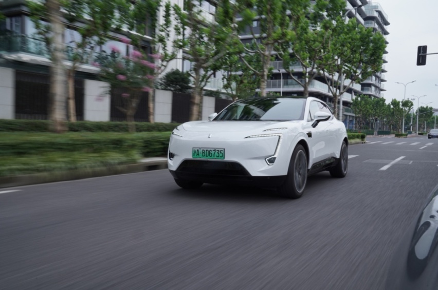 新评价丨阿维塔11真的是同级别无敌？
