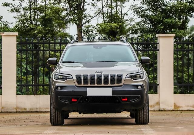 越野性能不俗的城市SUV，2.0T+9AT，顶配四驱匹敌霸道