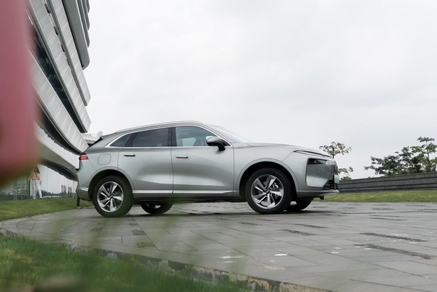 30万预算买大五座SUV 不选理想L7那该看谁?